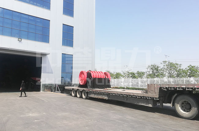 錘破轉(zhuǎn)子發(fā)貨現(xiàn)場