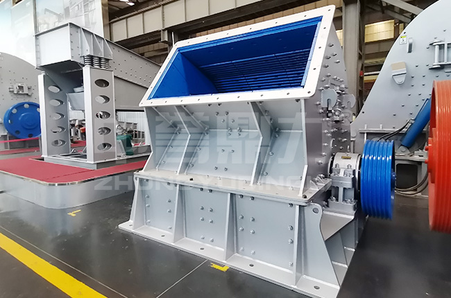 錘式制砂機(jī)