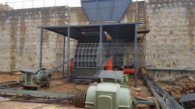 ������ɽ�r�a(ch��n)1000��ʯ�ϏS