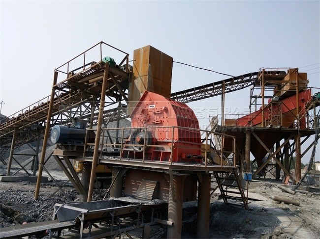 河卵石破碎機(jī)_鵝卵石破碎機(jī)價格_鵝卵石破碎機(jī)廠家_鵝卵石破碎生產(chǎn)線設(shè)備