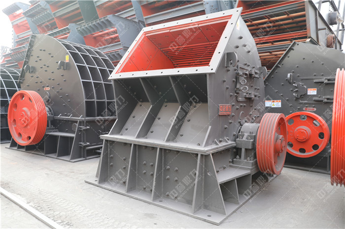 河南鼎力單段錘式破碎機(jī)的工作原理以及設(shè)備的優(yōu)缺點(diǎn)