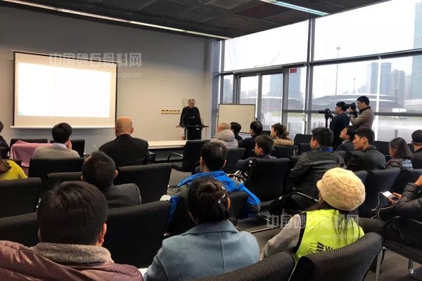 ɰʯ�����Ј��l(f��)չՓ�����Ϻ����H���[���_