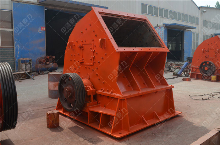 PC0808型錘式破碎機