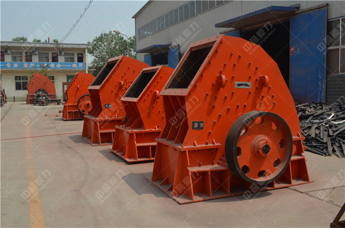 PC0808型錘式破碎機