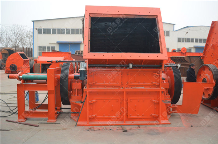 PC1012型錘式破碎機(jī)