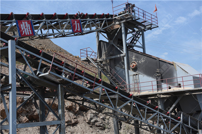 �Vɽ�C(j��)е�O(sh��)��Һ��ϵ�y(t��ng)��7��ϼ�̎������