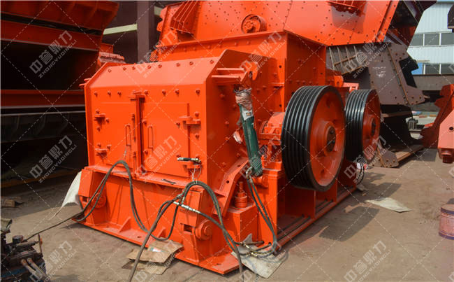 石子打砂機(jī)設(shè)備除銹