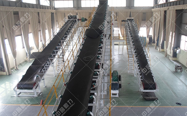 皮帶運(yùn)輸機(jī)